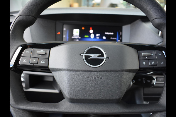 Opel Vivaro Electric L2 75 kWh | 8 jaar garantie | Surround View Pakket | Comfort scheidingswand | dodehoek detectie | 3 zitplaatsen | rijklaarprijs