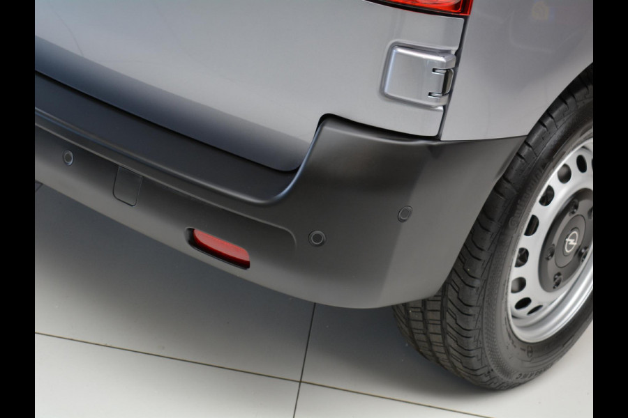 Opel Vivaro Electric L2 75 kWh | 0% Rente | 8 jaar garantie | Surround View Pakket | Comfort scheidingswand | Dodehoek detectie | 3 zitplaatsen | rijklaarprijs