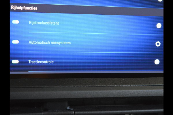 Opel Vivaro Electric L2 75 kWh | 0% Rente | 8 jaar garantie | Surround View Pakket | Comfort scheidingswand | Dodehoek detectie | 3 zitplaatsen | rijklaarprijs