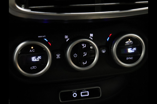 Fiat 500X 1.4 Turbo MultiAir Lounge [CRUISE CONTROL, PDC ACHTER, BLUETOOTH VERBINDING, AUTOMATISCHE AIRCO, NAVIGATIE, NIEUWSTAAT]