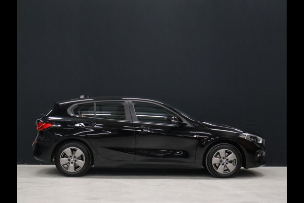 BMW 1-serie 118i Executive Edition [PDC V+A, APPLE CARPLAY, ANDROID AUTO, CRUISE CONTROL, NAVIGATIE, AUTOMATISCHE AIRCO, LED, NIEUWSTAAT]