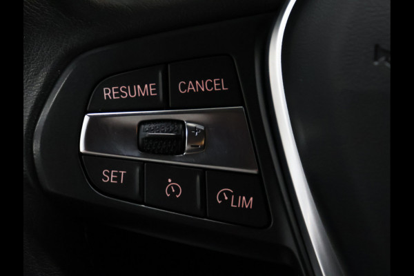 BMW 1-serie 118i Executive Edition [PDC V+A, APPLE CARPLAY, ANDROID AUTO, CRUISE CONTROL, NAVIGATIE, AUTOMATISCHE AIRCO, LED, NIEUWSTAAT]