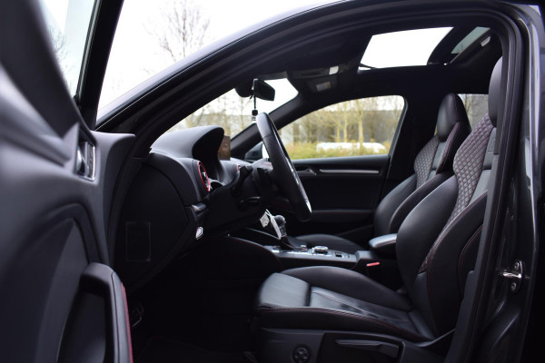 Audi S3 Sportback 2.0 TFSI S3 quattro Pano ACC Lane Virtual Schaalst B&O