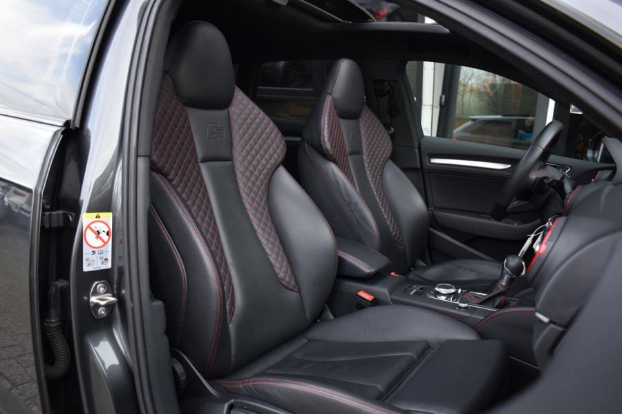 Audi S3 Sportback 2.0 TFSI S3 quattro Pano ACC Lane Virtual Schaalst B&O