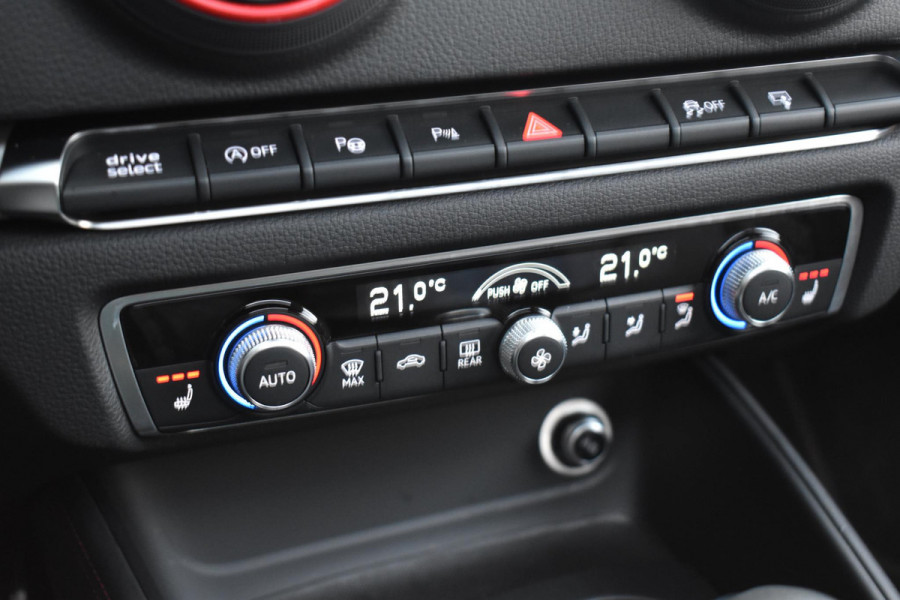 Audi S3 Sportback 2.0 TFSI S3 quattro Pano ACC Lane Virtual Schaalst B&O
