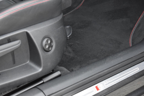 Audi S3 Sportback 2.0 TFSI S3 quattro Pano ACC Lane Virtual Schaalst B&O