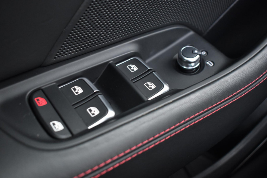 Audi S3 Sportback 2.0 TFSI S3 quattro Pano ACC Lane Virtual Schaalst B&O