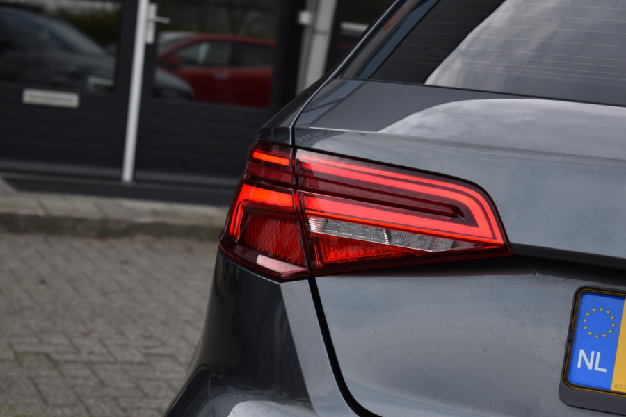 Audi S3 Sportback 2.0 TFSI S3 quattro Pano ACC Lane Virtual Schaalst B&O