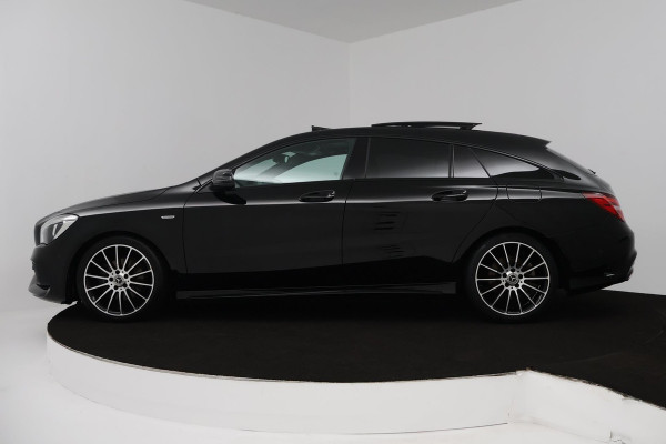 Mercedes-Benz CLA-Klasse Shooting Brake 180 Business Solution AMG (PANORAMADAK, TREKHAAK, STOELVERWARMING, CAMERA, NAVIGATIE)