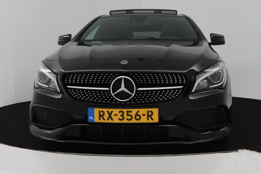 Mercedes-Benz CLA-Klasse Shooting Brake 180 Business Solution AMG (PANORAMADAK, TREKHAAK, STOELVERWARMING, CAMERA, NAVIGATIE)