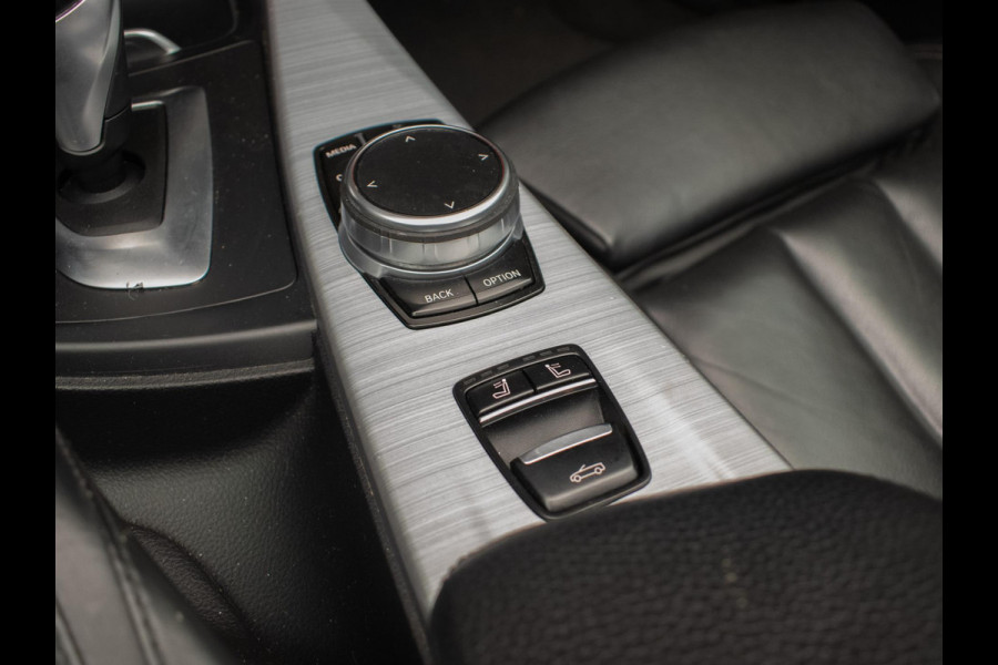 BMW 4 Serie Cabrio 430i High Executive M PAKKET (APPLE CARPLAY,NAVI,LED,XENON,ELETRISCHE STOELEN,LEDER,CAMERA,PDC,NETTESTAAT)
