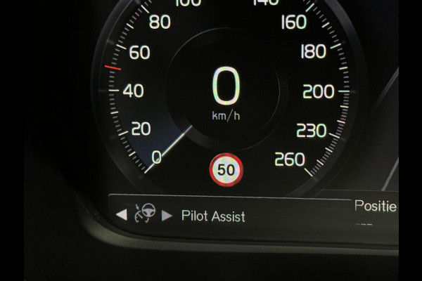 Volvo XC40 1.5 T5 Recharge R-Design Pano H/K Leer 360° Memory