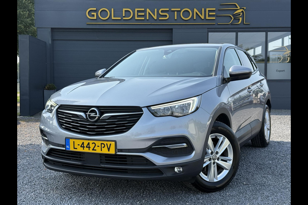 Opel Grandland X 1.2 Turbo 120 Jaar Edition 1e Eigenaar,Navi,Trekhaak,131pk,Dealer Onderhouden,D-Riem vv in 2023,Clima,Cruise,Pdc,6 Bak,Lm velgen,Apk tot 02-2027 Opel Grandland X 1.2 Turbo 120 Jaar Edition 1e Eigenaar,Navi,Trekhaak,131pk,Dealer Onderhouden,D-Riem vv in 2023,Clima,Cruise,Pdc,6 Bak,Lm velgen,Apk tot 02-2027