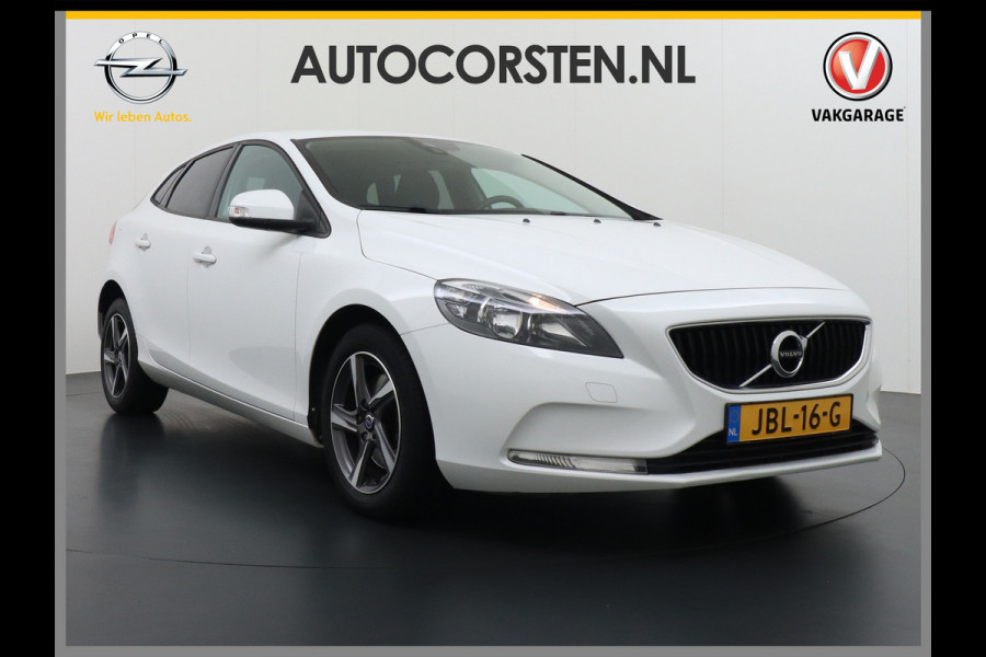 Volvo V40 2.0T Dual-Ecc Pdc 16" Licht-Regensensor Cruise Bluetooth Momentum Autonomous Emergency Braking Brake Assist System Privacy Glas Isofix  1500kg Trekvermogen! hoofdsteunen anti-whiplash Bots herkenning systeem EURO6