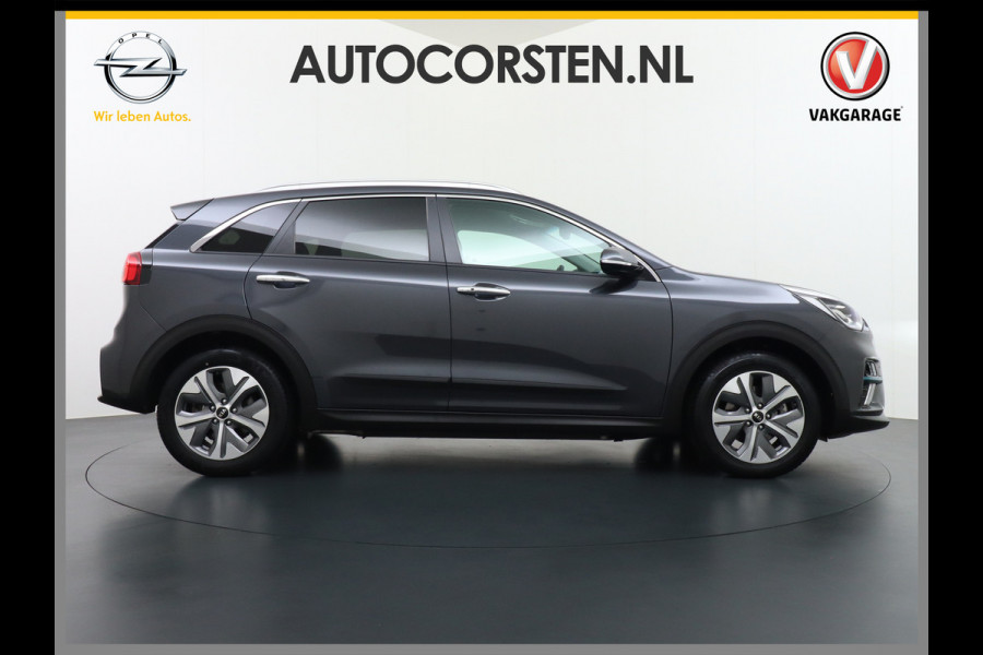 Kia e-Niro 64kWh 204PK Leder ExecutiveLine Adap.Cruise JBL®-Sound Navi Ecc Apple Carplay/Android Auto DAB Stoelverwarming+Ventilatie+Memory Warmtepomp Stuurverwarming Bluetooth Led Lmv Rijstrooksensor Origineel Nederlandse Auto Dealeronderhouden 48.000 nieuw! 1e Eigenaar