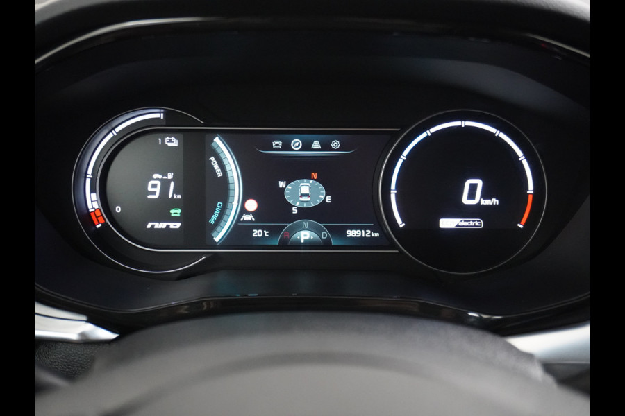 Kia e-Niro 64kWh 204PK Leder ExecutiveLine Adap.Cruise JBL®-Sound Navi Ecc Apple Carplay/Android Auto DAB Stoelverwarming+Ventilatie+Memory Warmtepomp Stuurverwarming Bluetooth Led Lmv Rijstrooksensor Origineel Nederlandse Auto Dealeronderhouden 48.000 nieuw! 1e Eigenaar