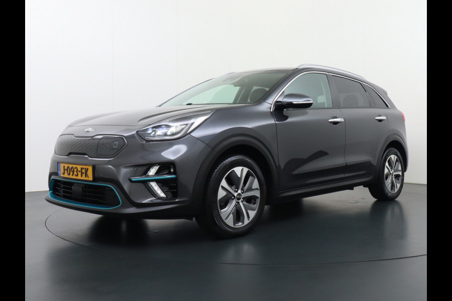 Kia e-Niro 64kWh 204PK Leder ExecutiveLine Adap.Cruise JBL®-Sound Navi Ecc Apple Carplay/Android Auto DAB Stoelverwarming+Ventilatie+Memory Warmtepomp Stuurverwarming Bluetooth Led Lmv Rijstrooksensor Origineel Nederlandse Auto Dealeronderhouden 48.000 nieuw! 1e Eigenaar