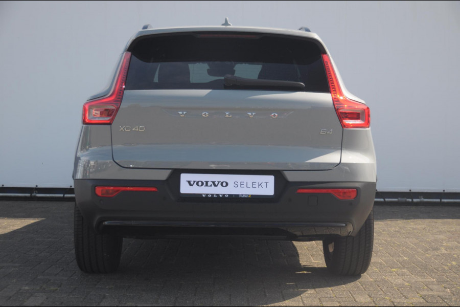 Volvo XC40 B4 211PK Automaat Plus Dark / Adaptive cruise control / Elektrische stoelen / Harman Kardon audio / Pilot assist / BLIS / Stoel en stuur verwarming / Elektrische achterklep / Parkeersensoren met camera / Google infotainment