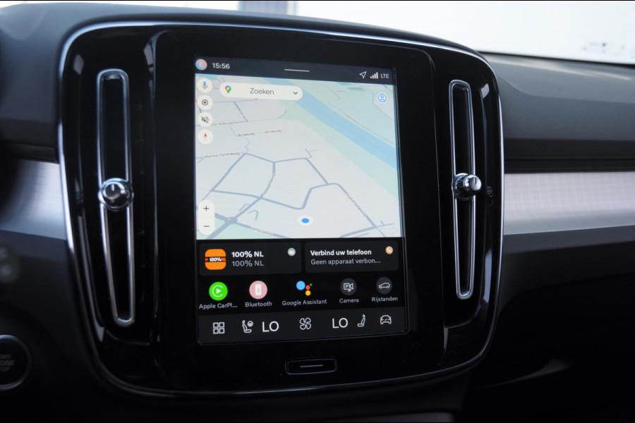 Volvo XC40 B4 211PK Automaat Plus Dark / Adaptive cruise control / Elektrische stoelen / Harman Kardon audio / Pilot assist / BLIS / Stoel en stuur verwarming / Elektrische achterklep / Parkeersensoren met camera / Google infotainment