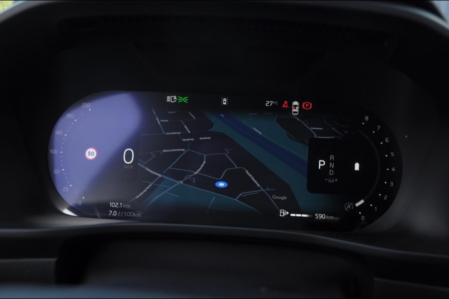 Volvo XC40 B4 211PK Automaat Plus Dark / Adaptive cruise control / Elektrische stoelen / Harman Kardon audio / Pilot assist / BLIS / Stoel en stuur verwarming / Elektrische achterklep / Parkeersensoren met camera / Google infotainment