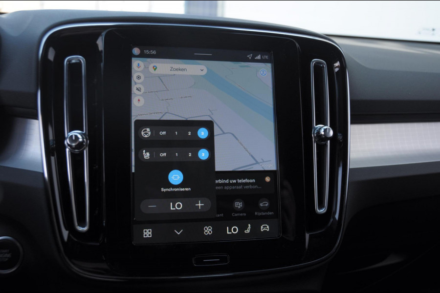Volvo XC40 B4 211PK Automaat Plus Dark / Adaptive cruise control / Elektrische stoelen / Harman Kardon audio / Pilot assist / BLIS / Stoel en stuur verwarming / Elektrische achterklep / Parkeersensoren met camera / Google infotainment