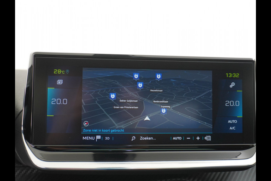 Peugeot e-2008 EV50kWh Panorama-Schuif/kanteldak Allure 3D-Virtual Cockpit Apple Carplay/Android Auto Navi Ecc Cruise Control Pdc 1/2 Leer Draadloos GSM laden Led Regen-Lichtsensor DAB Verkeersbord detectie Zeer compleet! 45.000 nieuw!