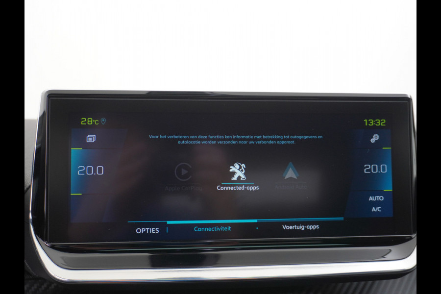 Peugeot e-2008 EV50kWh Panorama-Schuif/kanteldak Allure 3D-Virtual Cockpit Apple Carplay/Android Auto Navi Ecc Cruise Control Pdc 1/2 Leer Draadloos GSM laden Led Regen-Lichtsensor DAB Verkeersbord detectie Zeer compleet! 45.000 nieuw!