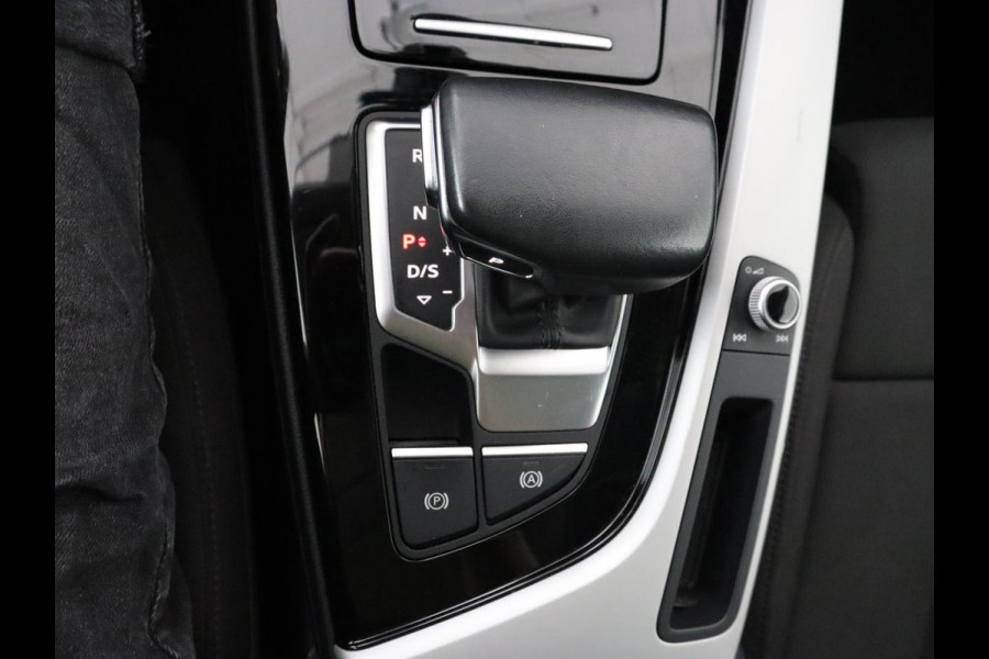 Audi A4 35 TFSI Launch Edition Business | Panoramadak | Trekhaak | Sportstoelen | Virtual Cockpit | Carplay | 19'' | Full LED | Climate control | Parkeerhulp | Cruise control