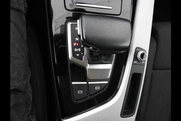 Audi A4 35 TFSI Launch Edition Business | Panoramadak | Trekhaak | Sportstoelen | Virtual Cockpit | Carplay | 19'' | Full LED | Climate control | Parkeerhulp | Cruise control
