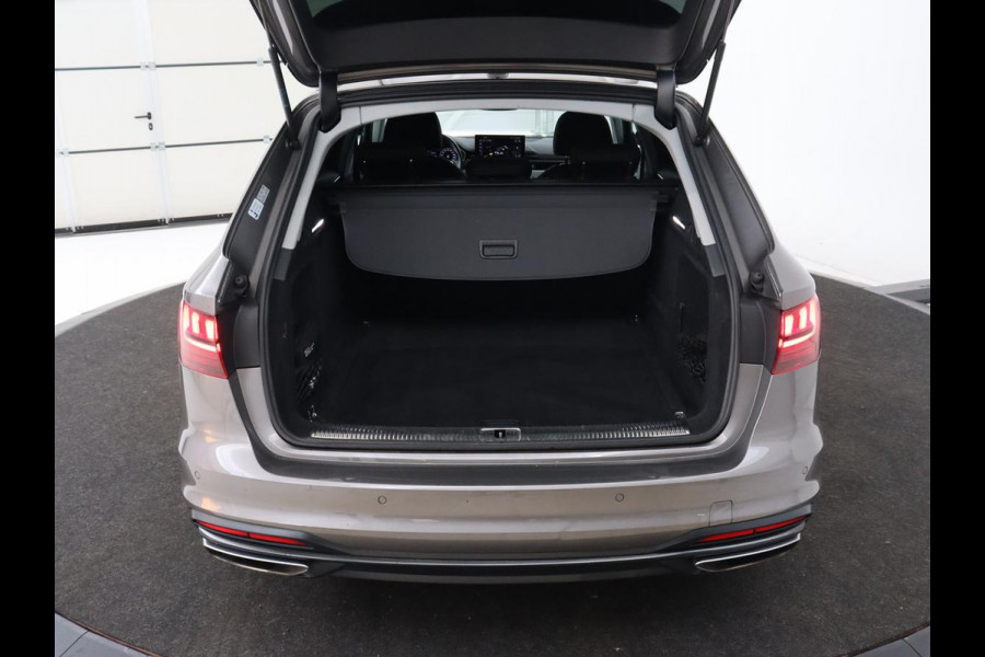 Audi A4 35 TFSI Launch Edition Business | Panoramadak | Trekhaak | Sportstoelen | Virtual Cockpit | Carplay | 19'' | Full LED | Climate control | Parkeerhulp | Cruise control