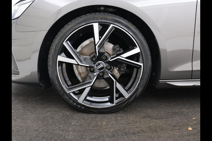 Audi A4 35 TFSI Launch Edition Business | Panoramadak | Trekhaak | Sportstoelen | Virtual Cockpit | Carplay | 19'' | Full LED | Climate control | Parkeerhulp | Cruise control