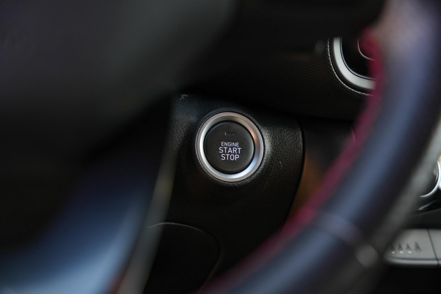 Hyundai Kona 1.6 T N-Line Camera Stoelvent. Stuurverw DAB+ Navigatie Keyless 200pk!