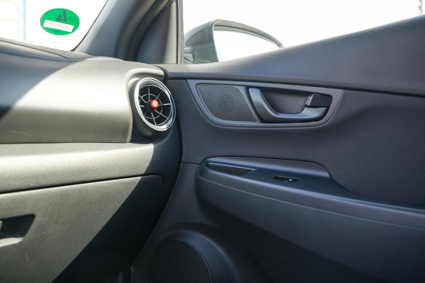 Hyundai Kona 1.6 T N-Line Camera Stoelvent. Stuurverw DAB+ Navigatie Keyless 200pk!