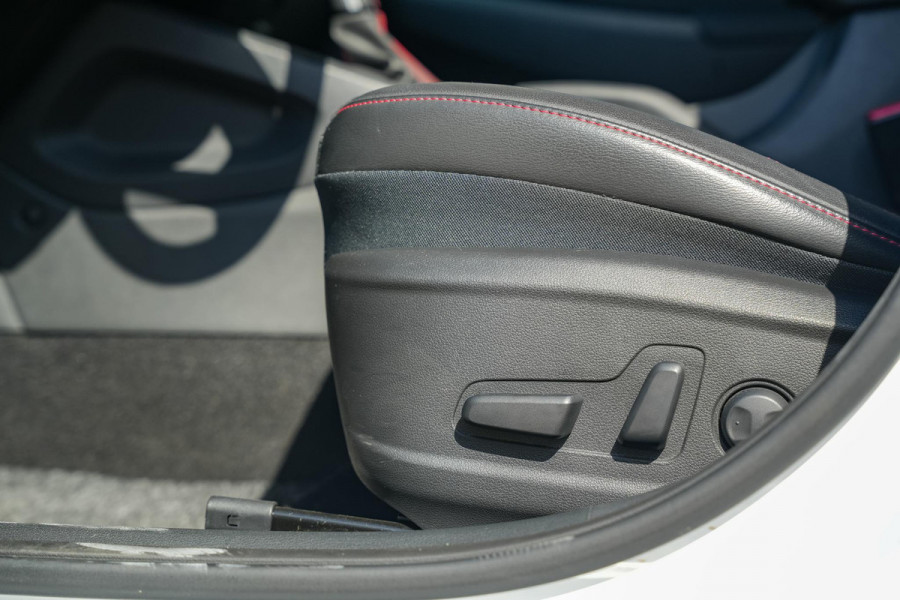 Hyundai Kona 1.6 T N-Line Camera Stoelvent. Stuurverw DAB+ Navigatie Keyless 200pk!