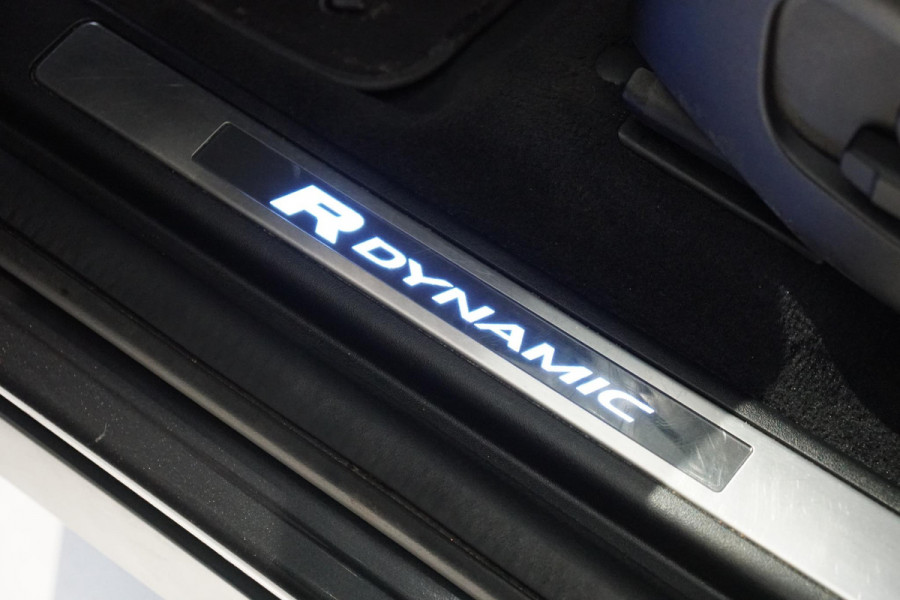 Land Rover Discovery Sport P200 2.0 R-Dynamic S + 1E EIGENAAR / ADAPTIEVE DEMPING /  APPLE CARPLAY / COLD CLIMATE PACK