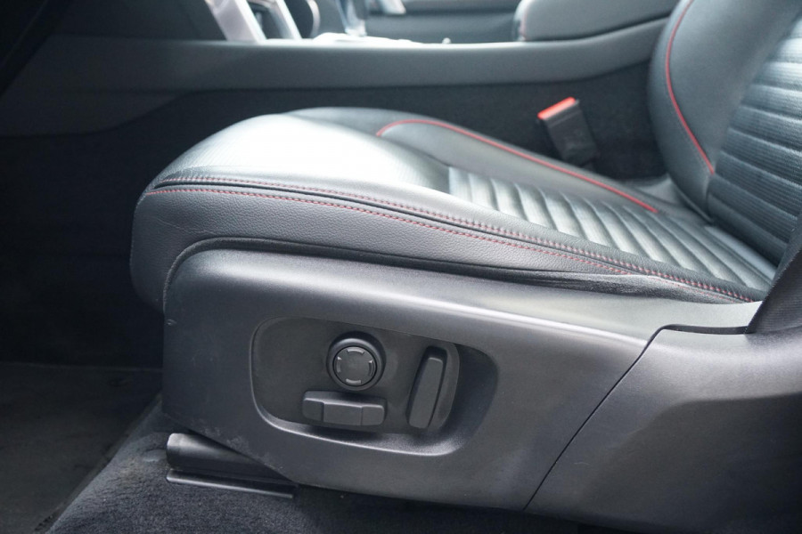 Land Rover Discovery Sport P200 2.0 R-Dynamic S + 1E EIGENAAR / ADAPTIEVE DEMPING /  APPLE CARPLAY / COLD CLIMATE PACK