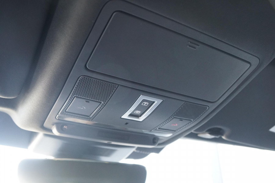 Land Rover Discovery Sport P200 2.0 R-Dynamic S + 1E EIGENAAR / ADAPTIEVE DEMPING /  APPLE CARPLAY / COLD CLIMATE PACK