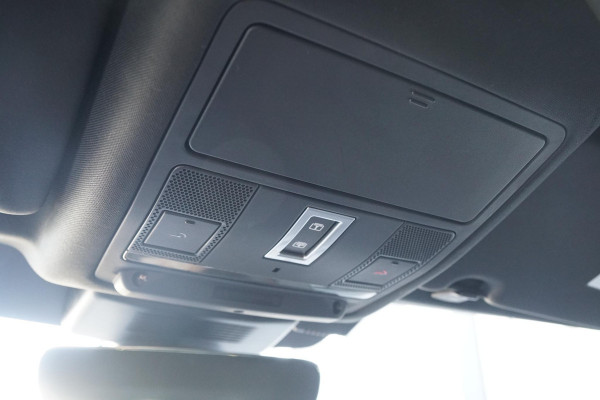 Land Rover Discovery Sport P200 2.0 R-Dynamic S + 1E EIGENAAR / ADAPTIEVE DEMPING /  APPLE CARPLAY / COLD CLIMATE PACK