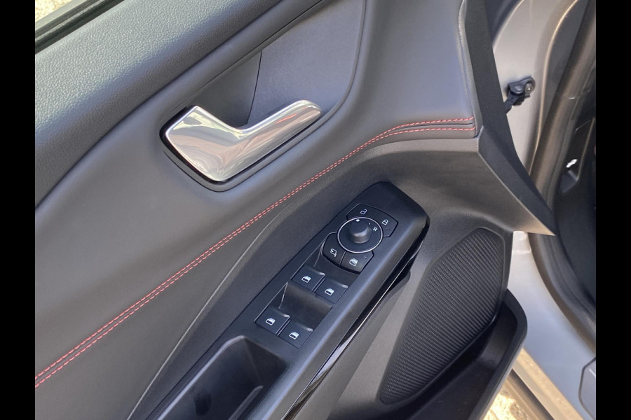 Ford Puma 1.0 EcoBoost Hybrid ST-Line X 155pk Automaat | Panoramadak | Afneembare trekhaak | Winter Pack | Adaptive cruise control | 360 graden camera | Bang&Olufsen | Elektrsiche achterklep | Matrix LED
