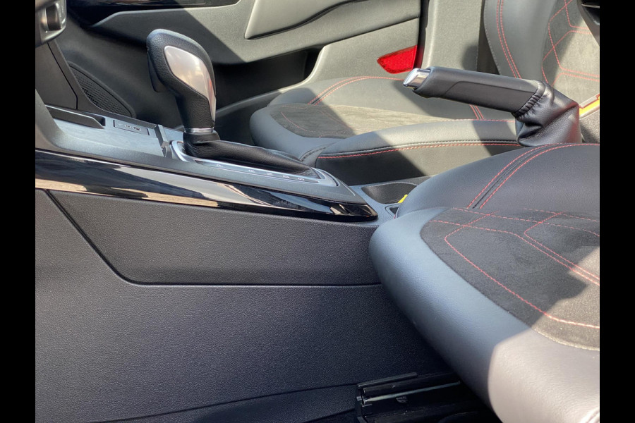 Ford Puma 1.0 EcoBoost Hybrid ST-Line X 155pk Automaat | Panoramadak | Afneembare trekhaak | Winter Pack | Adaptive cruise control | 360 graden camera | Bang&Olufsen | Elektrsiche achterklep | Matrix LED