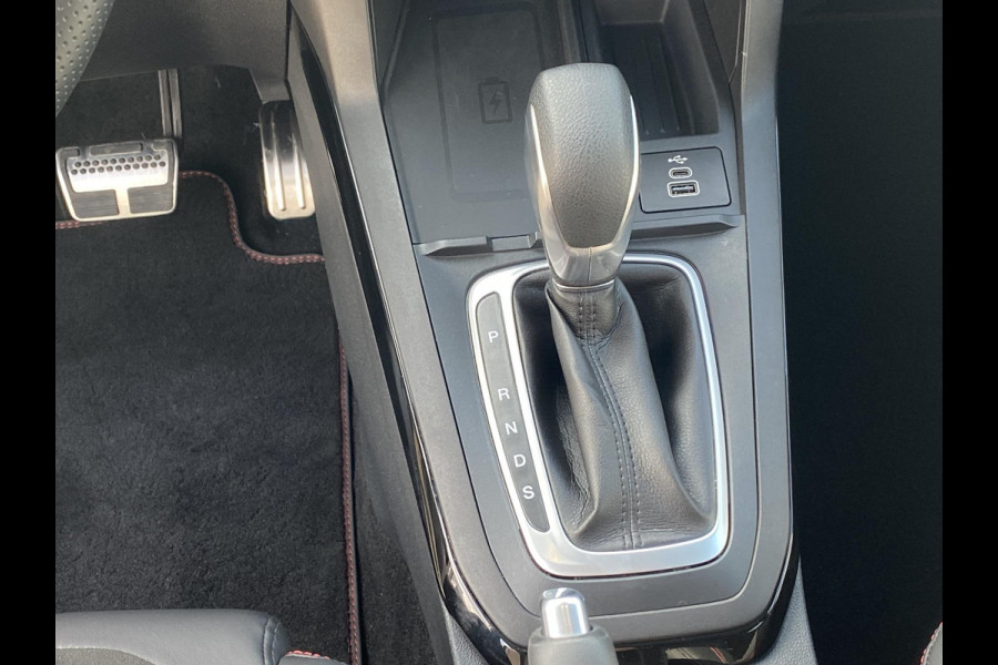 Ford Puma 1.0 EcoBoost Hybrid ST-Line X 155pk Automaat | Panoramadak | Afneembare trekhaak | Winter Pack | Adaptive cruise control | 360 graden camera | Bang&Olufsen | Elektrsiche achterklep | Matrix LED