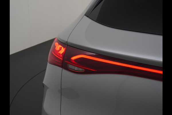 Mercedes-Benz EQE SUV 500 4Matic AMG Line 91 kWh LUCHTVERING | ELEK. TREKHAAK | MEMORY SEAT | BURMESTER | PANO ADAPTIVE CRUISE | HUD | BOMVOLLE AUTO