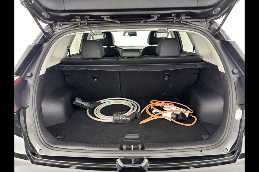Kia e-Niro DynamicPlusLine 64 kWh (INCL-BTW) Aut.*PANO | LEATHER-FABRIC | FULL-LED | NAVI-FULLMAP | DAB+ | ADAPT.CRUISE | CAMERA | HEATED-COMFORTSEATS | KEYLESS | DIGI-COCKPIT | SHIFT-PADDLES | CARPLAY | LANE-ASSIST | 17"ALU*