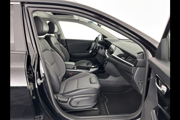Kia e-Niro DynamicPlusLine 64 kWh (INCL-BTW) Aut.*PANO | LEATHER-FABRIC | FULL-LED | NAVI-FULLMAP | DAB+ | ADAPT.CRUISE | CAMERA | HEATED-COMFORTSEATS | KEYLESS | DIGI-COCKPIT | SHIFT-PADDLES | CARPLAY | LANE-ASSIST | 17"ALU*