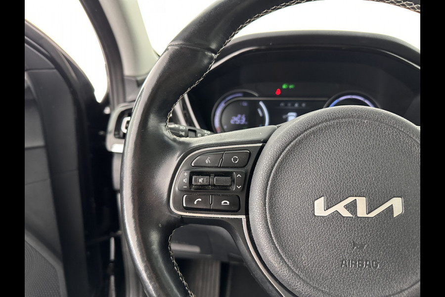 Kia e-Niro DynamicPlusLine 64 kWh (INCL-BTW) Aut.*PANO | LEATHER-FABRIC | FULL-LED | NAVI-FULLMAP | DAB+ | ADAPT.CRUISE | CAMERA | HEATED-COMFORTSEATS | KEYLESS | DIGI-COCKPIT | SHIFT-PADDLES | CARPLAY | LANE-ASSIST | 17"ALU*