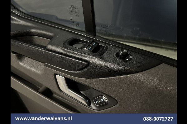 Ford Transit Custom 2.0 TDCI L2H1 Euro6 Airco | Camera | Navigatie | LED | Cruisecontrol | Android Auto Stoelverwarming, Verwarmde voorruit, Parkeersensoren, Bijrijdersbank