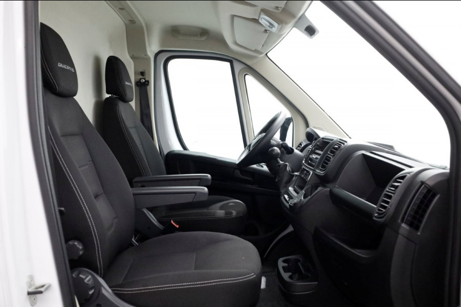 Fiat Ducato 30 2.2 MultiJet 140pk L2H2 Airco/PDC 01-2023
