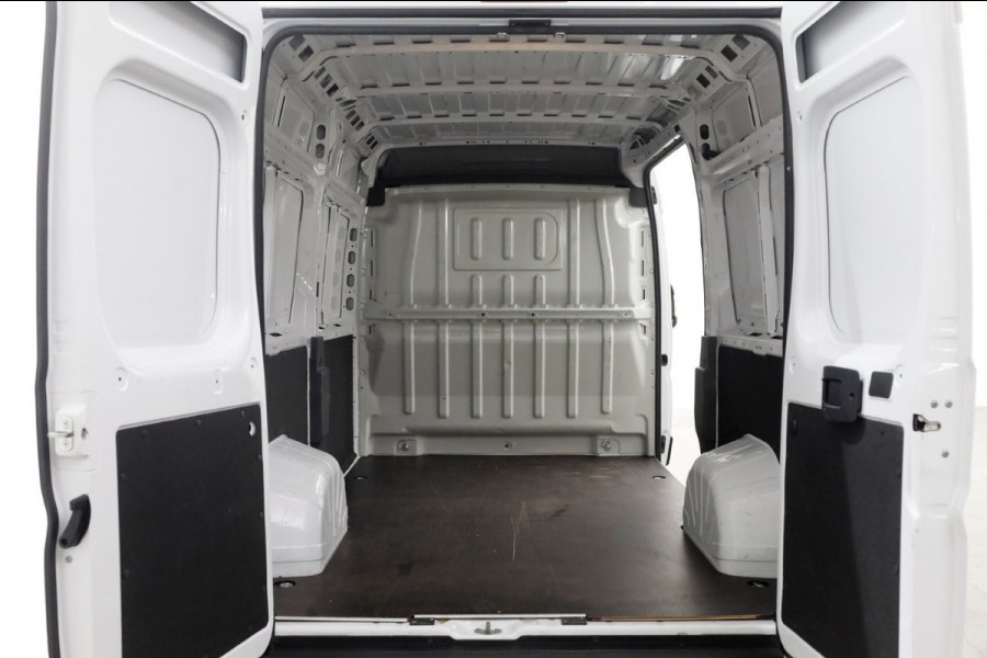 Fiat Ducato 30 2.2 MultiJet 140pk L2H2 Airco/PDC 01-2023