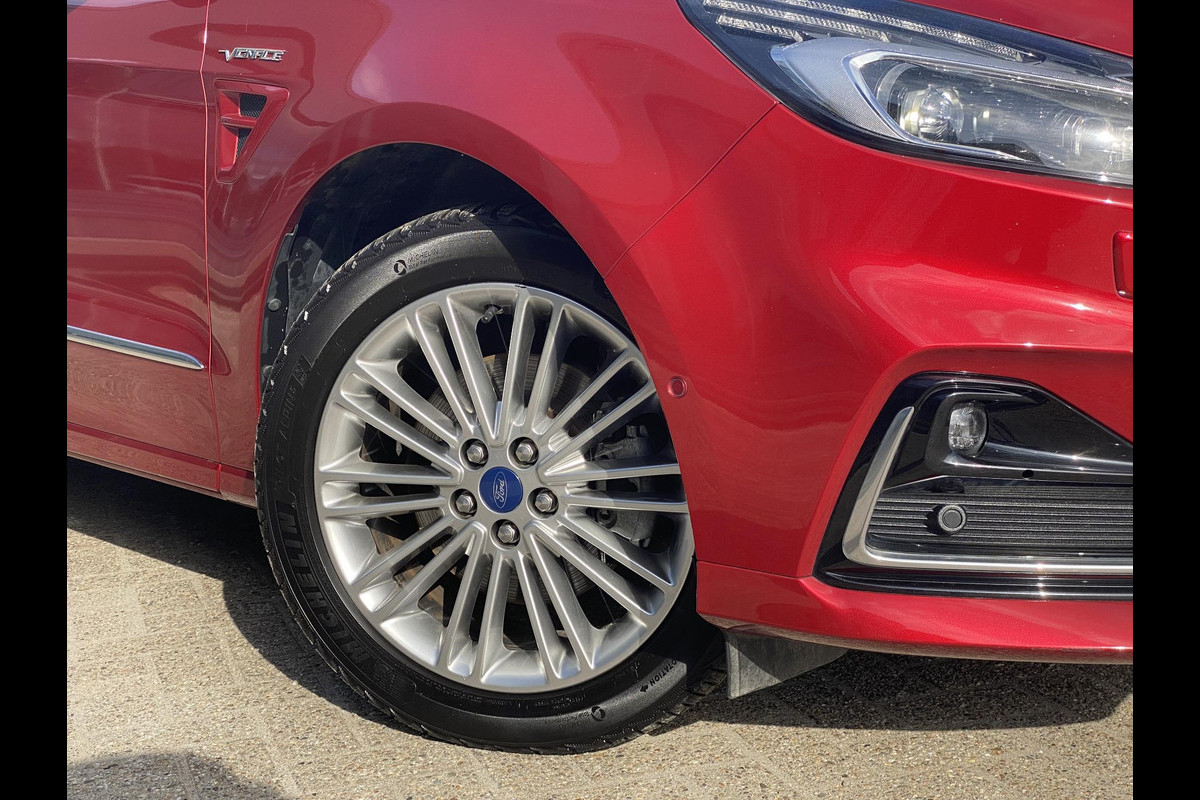 Ford S-Max 2.5 FHEV 5p Vignale 190pk | Full LED | SONY SYNC 3 Navigatie | Stoelverwarmingen en Koeling | Adaptieve Cruise | BLIS | 1.700kg Trekgewicht