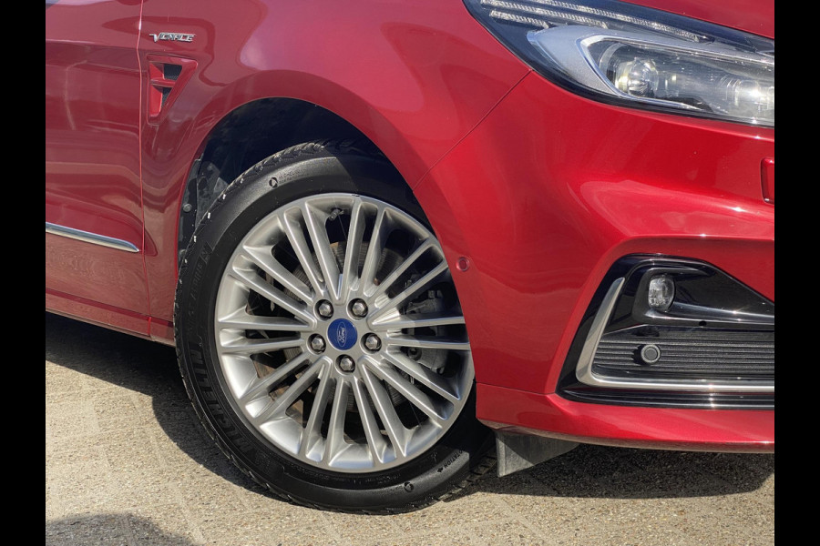 Ford S-Max 2.5 FHEV 5p Vignale 190pk | Full LED | SONY SYNC 3 Navigatie | Stoelverwarmingen en Koeling | Adaptieve Cruise | BLIS | 1.700kg Trekgewicht